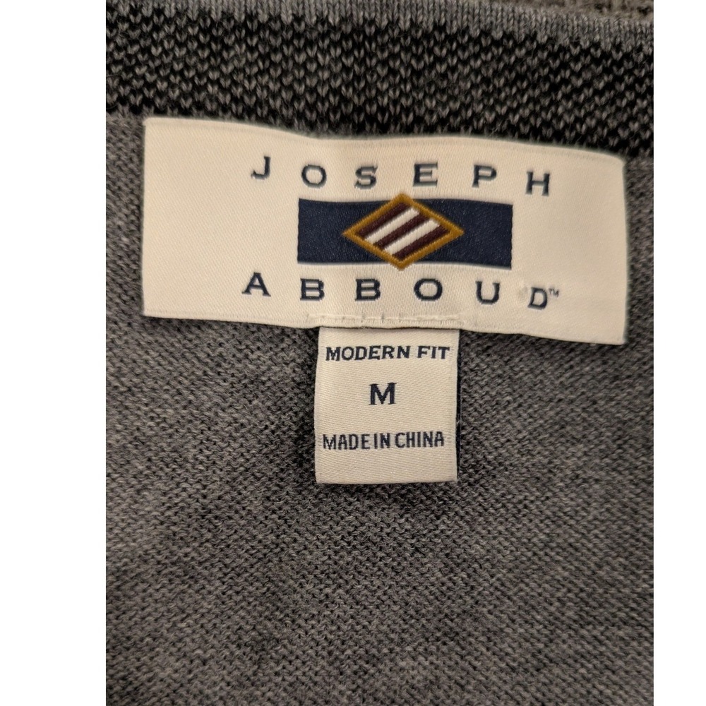 Joseph Abboud 100% Merino Wool Mens Grey V-Neck Sweater Modern Fit Size M - Picture 3 of 4